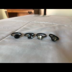 Black Ring Set